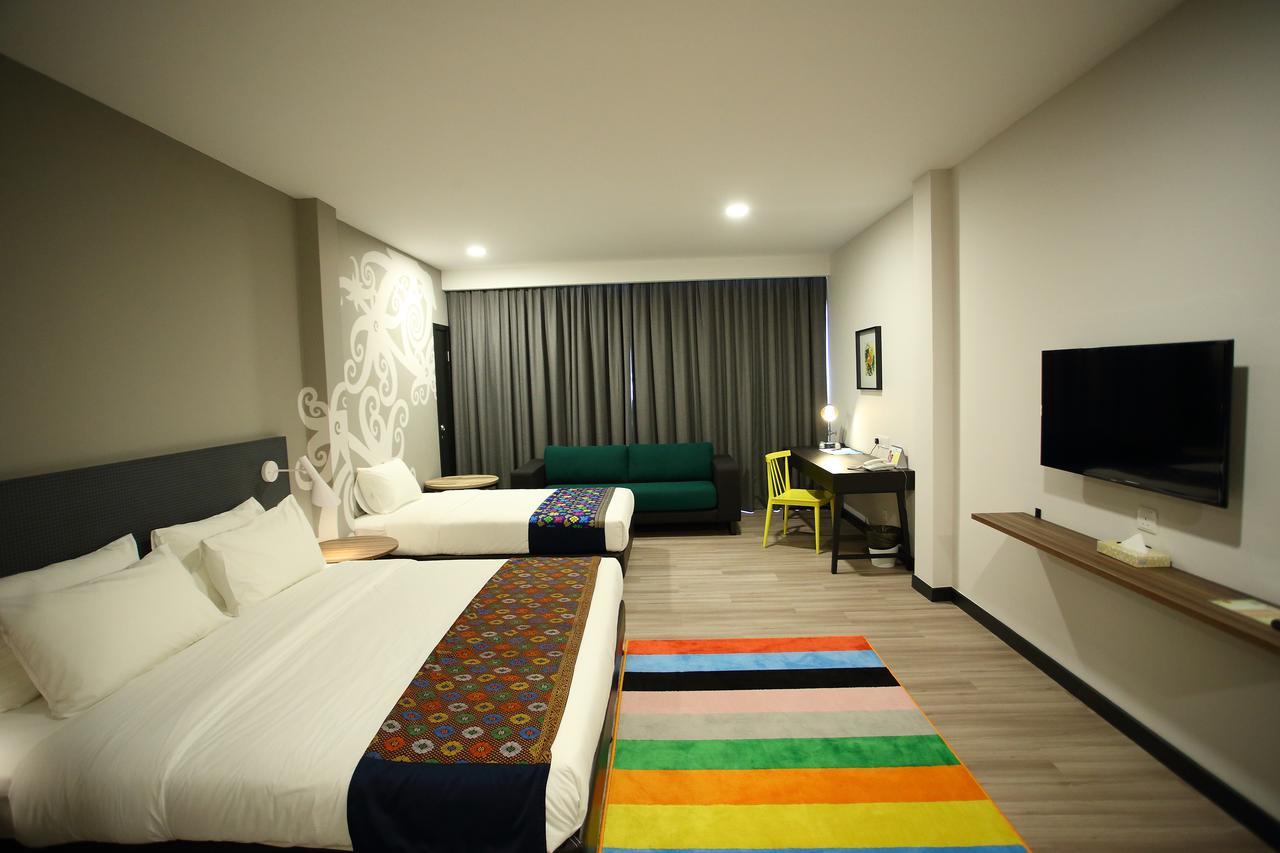 Athome Boutique Hotel Bintulu Exterior photo